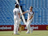 CoadBen-Celebrates -LBW- YatesRob1-2-0525